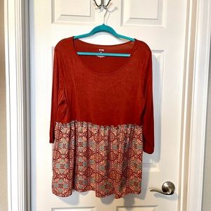 Evri babydoll orange with floral print bottom quarter length Sleeve Top. Size 0X